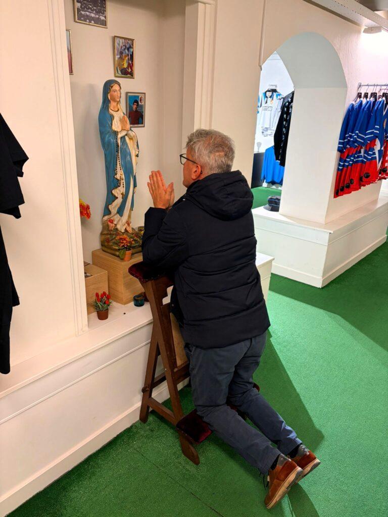 Het schietgebedsje van T2 Peter Hemelsoet in Amsterdam bleek te helpen vandaag